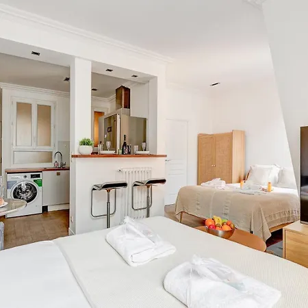 693 Anita - Superbe A Apartment *